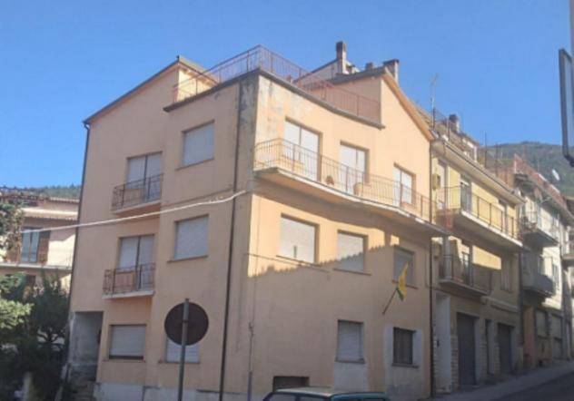 Immobile in asta di 290 m² in vendita a Gualdo Tadino - Foto 3