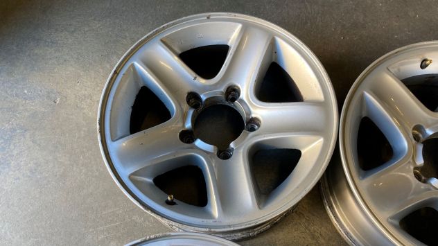 Cerchioni in lega 16 pollici originali Suzuki Gran Vitara del 2005 - Foto 4