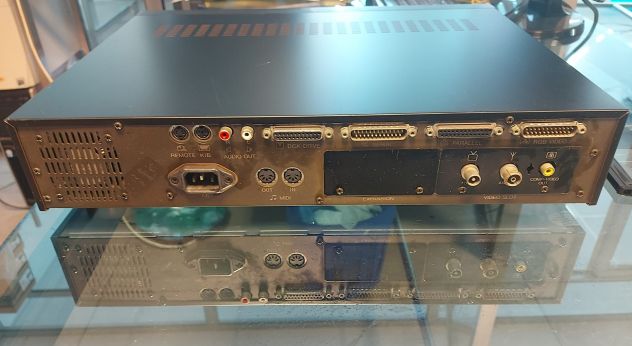 Commodore CDTV (Amiga CD-1000) – Rarità Collezione + CD Caddy - Foto 2