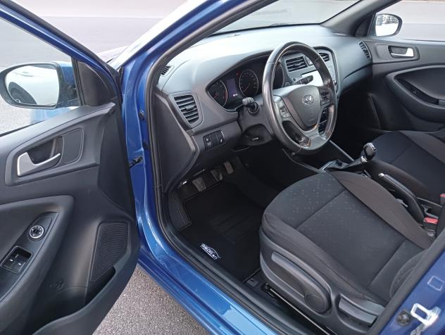Hyundai i20 1.2 5 porte Tech - Foto 7