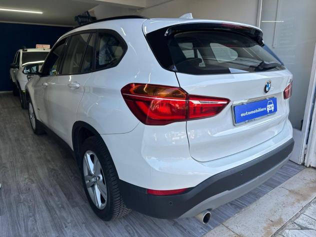 BMW X1 sdrive18d Business - Foto 6