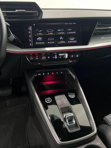 AUDI A3 SPB 35 TDI S tronic S line edition sedile sportivo rif. 24205302 - Foto 10