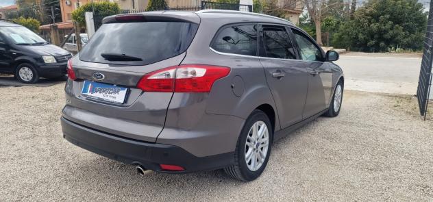 Ford Focus 2.0 TDCi 115 CV Powershift SW Titanium - Foto 4