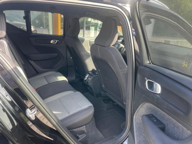 Volvo XC40 XC40 2.0 b3 Core auto - Foto 10