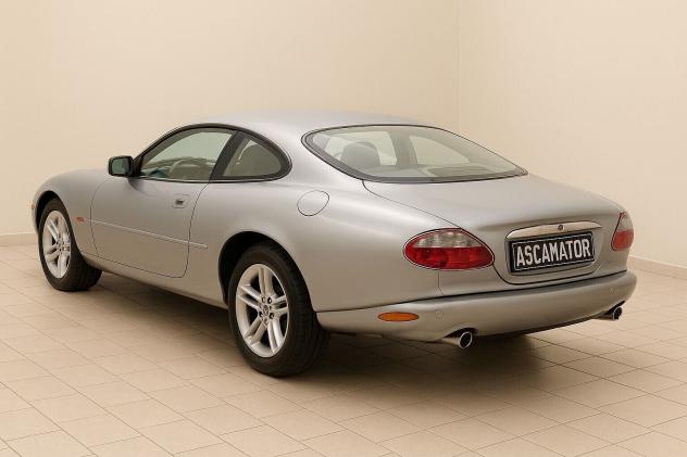Jaguar XK XK8 4.2 Coup - Foto 4