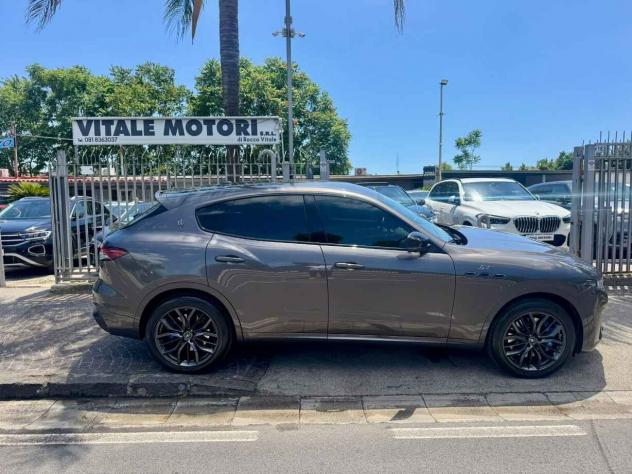 MASERATI LEVANTE MHEV 330 CV AWD GT - Foto 9