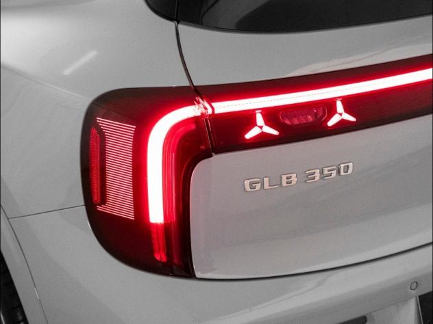 Mercedes-Benz GLB EQ GLB 350 4MATIC con tecnologia EQ AMG Line Premium - Foto 8