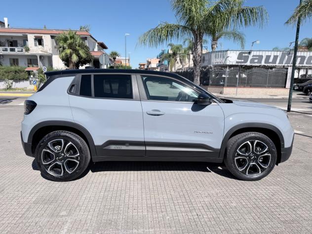 Jeep Avenger 1.2 Turbo 100 CV MHEV Altitude - Foto 4
