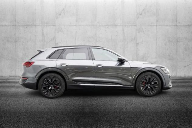 AUDI Q8 e-tron 55 quattro S line edition rif. 22727229 - Foto 5