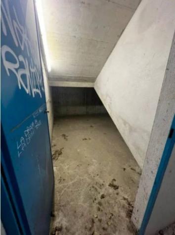 Immobile in asta di 8 m² in vendita a Roma - Foto 2