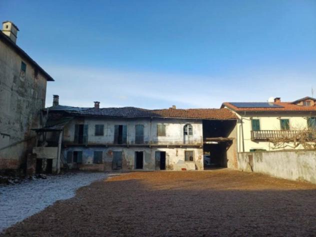 Immobile in asta di 382 m² con più di 5 locali in vendita a Buriasco - Foto 2