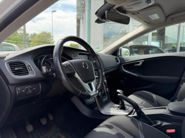 VOLVO V40 D2 Momentum Navi Led rif. 23779373 - Foto 7