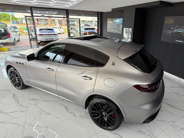 Maserati Levante V6 430 CV S AWD Granlusso - Foto 8