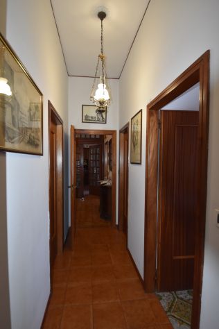 Ampio appartamento di 120 mq con cantina - Foto 5