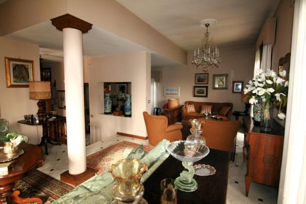 Villa in vendita a Marina di Carrara - Carrara 200 mq Rif: 1309585 - Foto 2