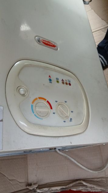 Caldaia CAMERA STAGNA ESTERNA GAS - Foto 2