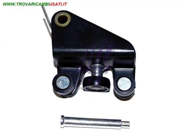 GUIDA PORTA RENAULT TRAFIC 01 LATO INT CARRELLO FT95547  RENAULT - TRAFIC - 2001  2014