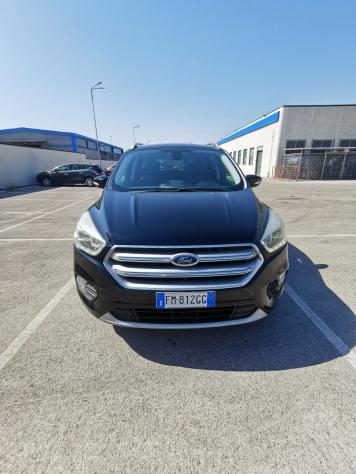 Ford Kuga 1.5 TDCI 120CV 2WD Powershift Tit. - Foto 2