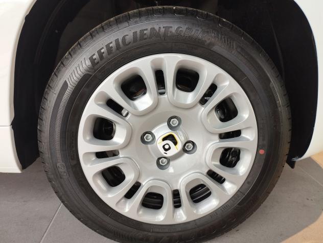 FIAT Panda NEW 1.0 70cv Hybrid Pop - Foto 9