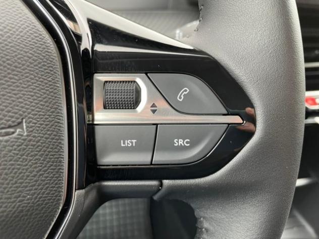PEUGEOT 208 PureTech 100 Stop&Start 5 porte Active rif. 21786364 - Foto 10