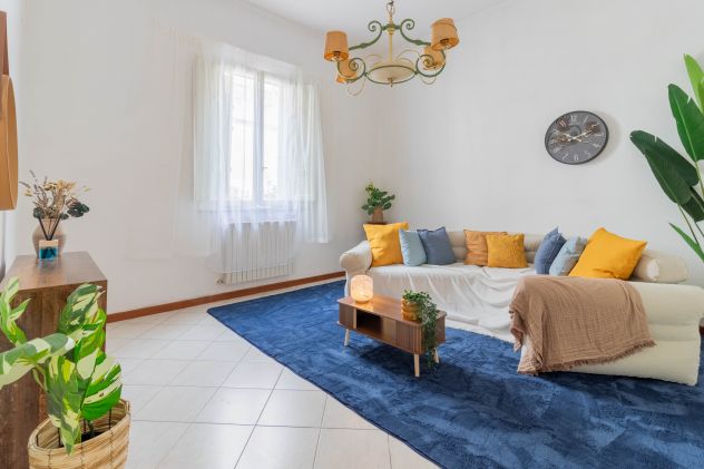 VILLA SINGOLA CON TRE CAMERE E GIARDINO DI 200 MQ - Foto 3