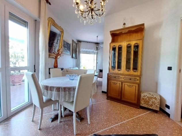 Alassio attico con grande terrazzo per vacanze - Foto 9