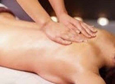 Massaggiatore di benessere per donne interessate Tel:3501755772