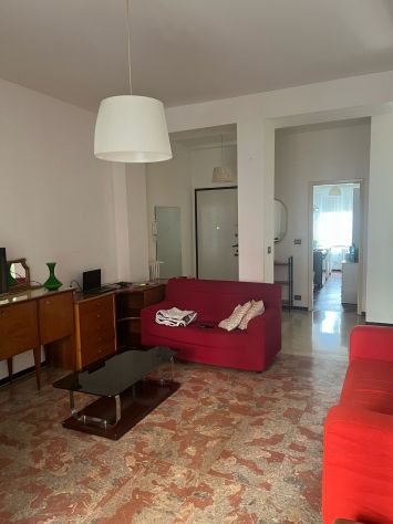 Lorenteggio stanza singola libera subito 400euro tutto incluso - Foto 7
