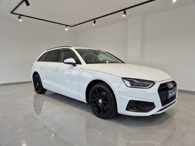 AUDI A4 Avant 30 2.0 tdi 136cv S tronic - Foto 3