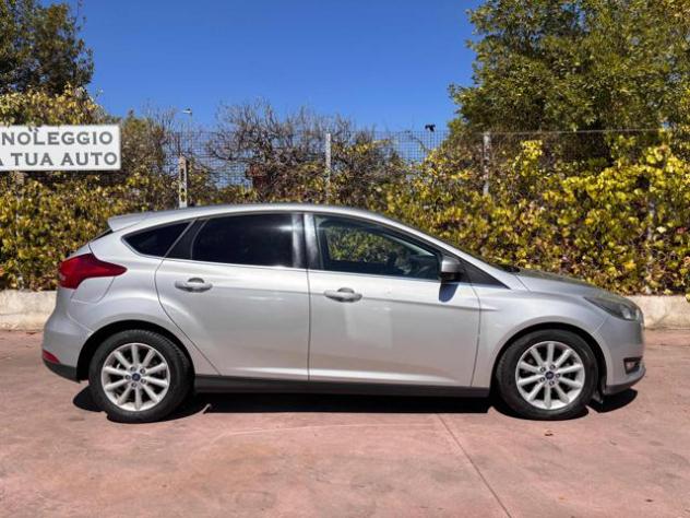 FORD Focus 1.5 TDCi 120 CV Start&Stop Powershift Titanium rif. 24073178 - Foto 4