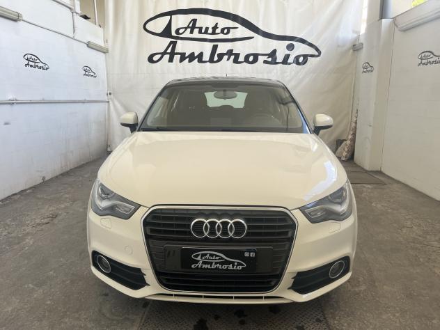 Audi A1 A1 1.6 tdi Attraction 90cv TUA DA 99,00 EURO AL MESE - Foto 2
