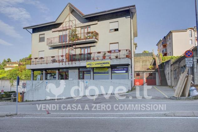 Appartamento di 89 m² con 3 locali e box auto in vendita a Lavena Ponte Tresa - Foto 2