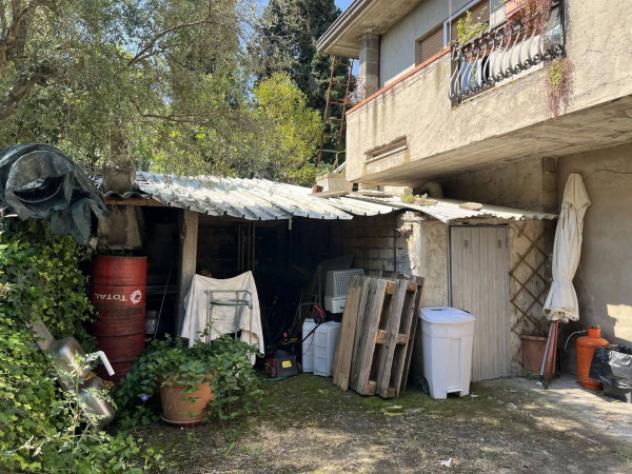 Immobile in asta di 246 m² con più di 5 locali e box auto in vendita a Roseto degli Abruzzi - Foto 5