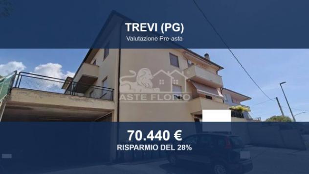 Immobile in asta di 133 m² con più di 5 locali e box auto in vendita a Trevi