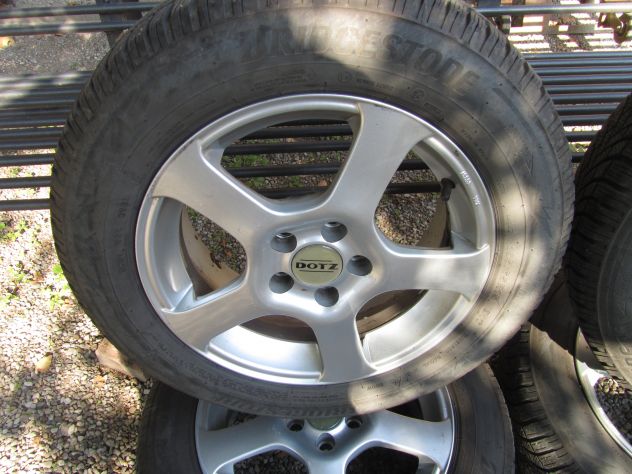 CERCHI IN LEGA FIAT 500 L - SET CERCHI E 4 GOMME INVERNALI USATE 195 65 R15 - Foto 2