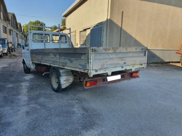 Iveco Daily I 35-8 2.4 D 72CV Cassone Fisso - Foto 5