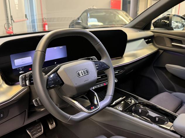 NUOVA Audi Q3 Sportback 2.0 TDI S TRONIC S LINE 150 CV | Tech Plus | 20" | LED Plus | - Foto 10
