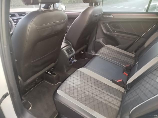 VW Tiguan 2.0 TDI 150 CV DSG R LINE - Foto 10