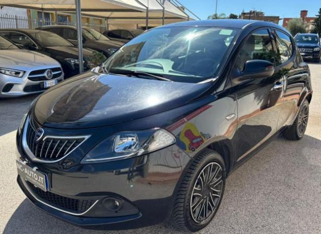 LANCIA Ypsilon 1.0 FireFly 5 porte S&S Hybrid Ecochic Gold rif. 24044840 - Foto 2