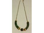 Collana girocollo con centrale in giada verde e catenina dorata