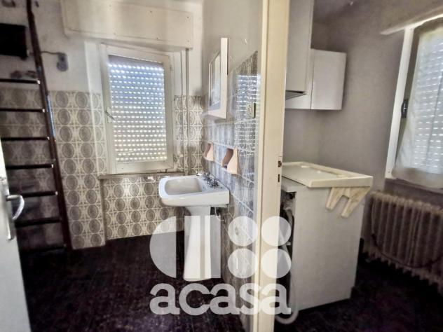 CASA INDIPENDENTE PARZIALMENTE RISTRUTTURATA - Foto 18