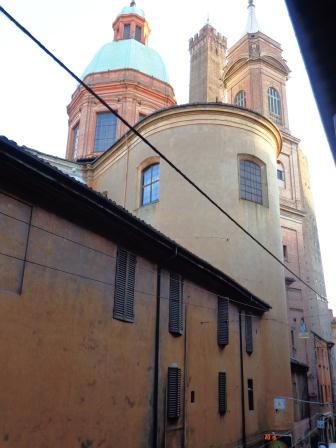 OFFRO STANZA SINGOLA CENTRO SOTTO LE 2TORRI -Eu420