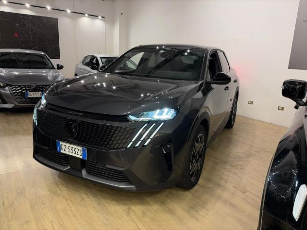 PEUGEOT 3008 2025 145CV AUTOMATICA ALLURE PACK 11000KM