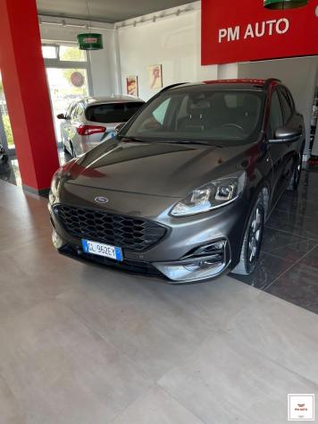 FORD - Kuga - 1.5 TDCI 120 CV S&S 2WD ST-Line - Foto 7