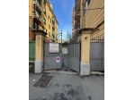 Scoperto in vendita a Genova