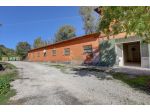 Capannone in casale di campagna