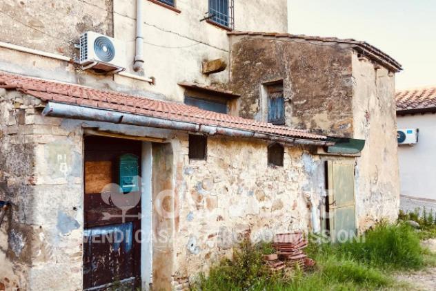 Appartamento di 200 m² con più di 5 locali e posto auto in vendita a Poggibonsi - Foto 2