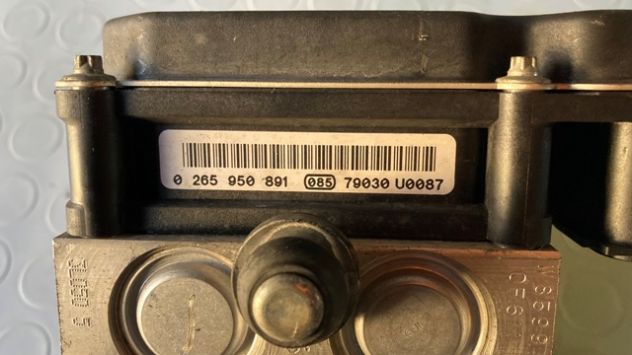 Centralina ABS Smart ForTwo 1.0 W451 del 2008 (A4514200875) - Foto 4