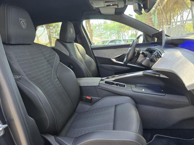 Peugeot 3008 Hybrid 145 GT e-DCS 6 - Foto 5