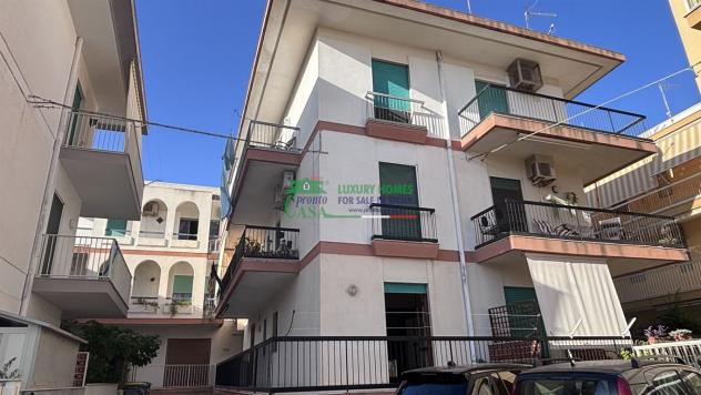 Rif. 2478 - Appartamento al piano terra,centrale a soli 80 mt dal mare - Foto 2